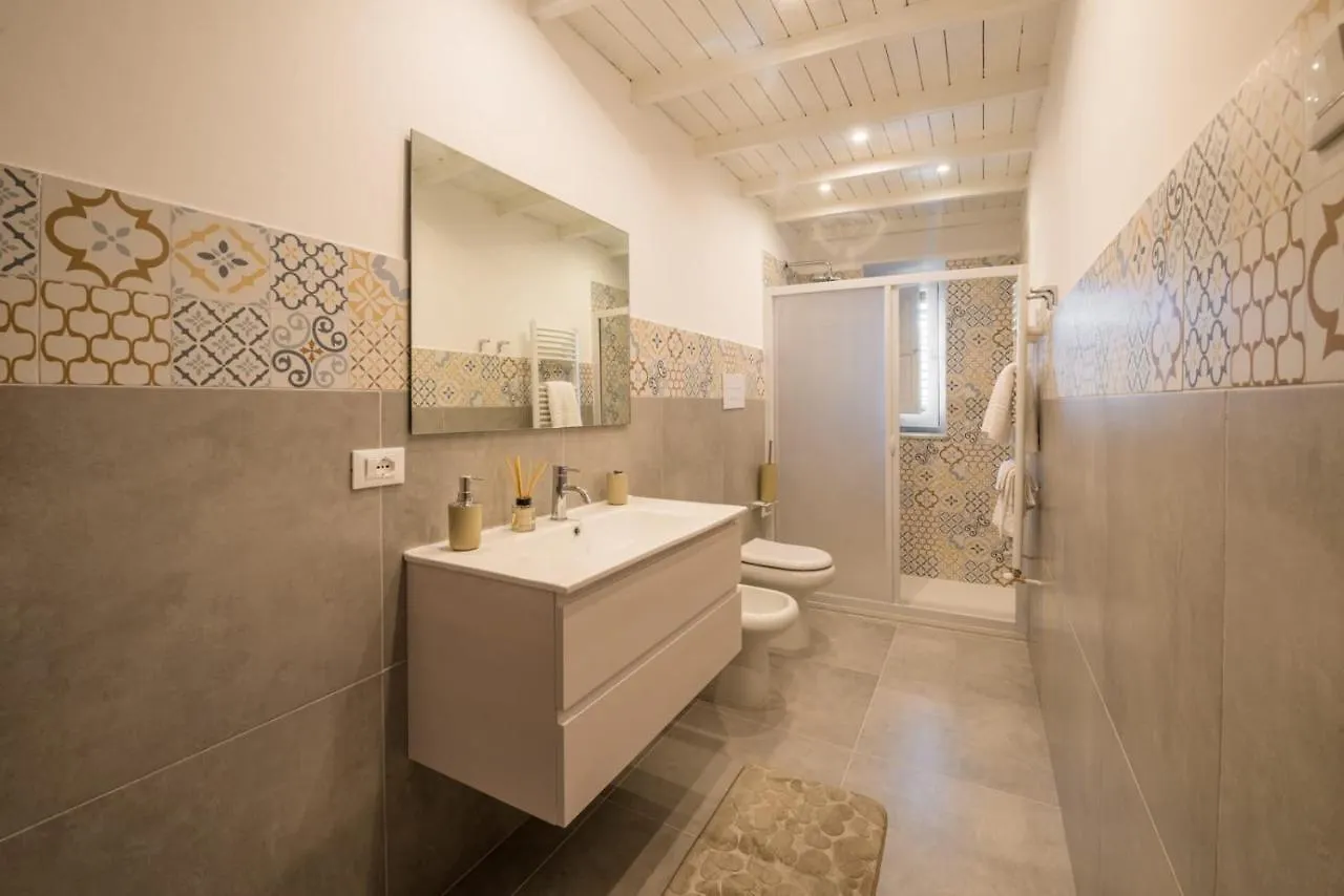 Sampolo70 - Apartments Palermo Italy